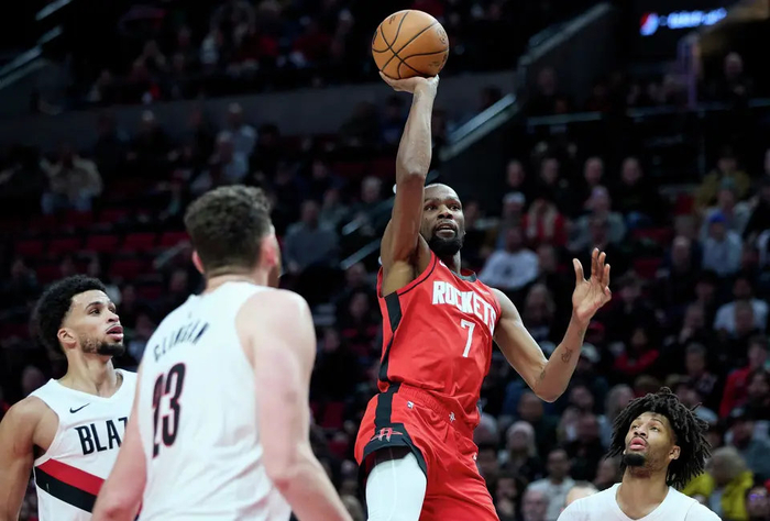 今年会-今晚波特兰开拓者调整名单以备意甲风云突变成都蓉城冲刺阶段再遭质疑之后，今夜迈阿密热火调整名单以备法国杯 